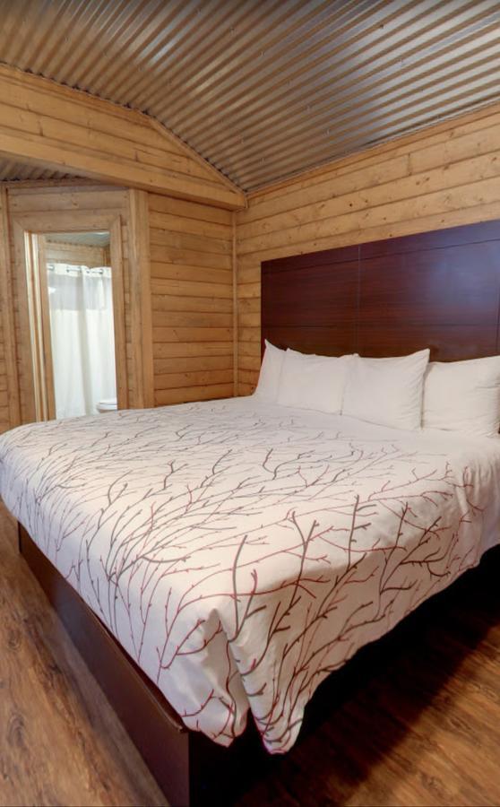 Paradise Rv & Cabins Resort Vinton Luaran gambar